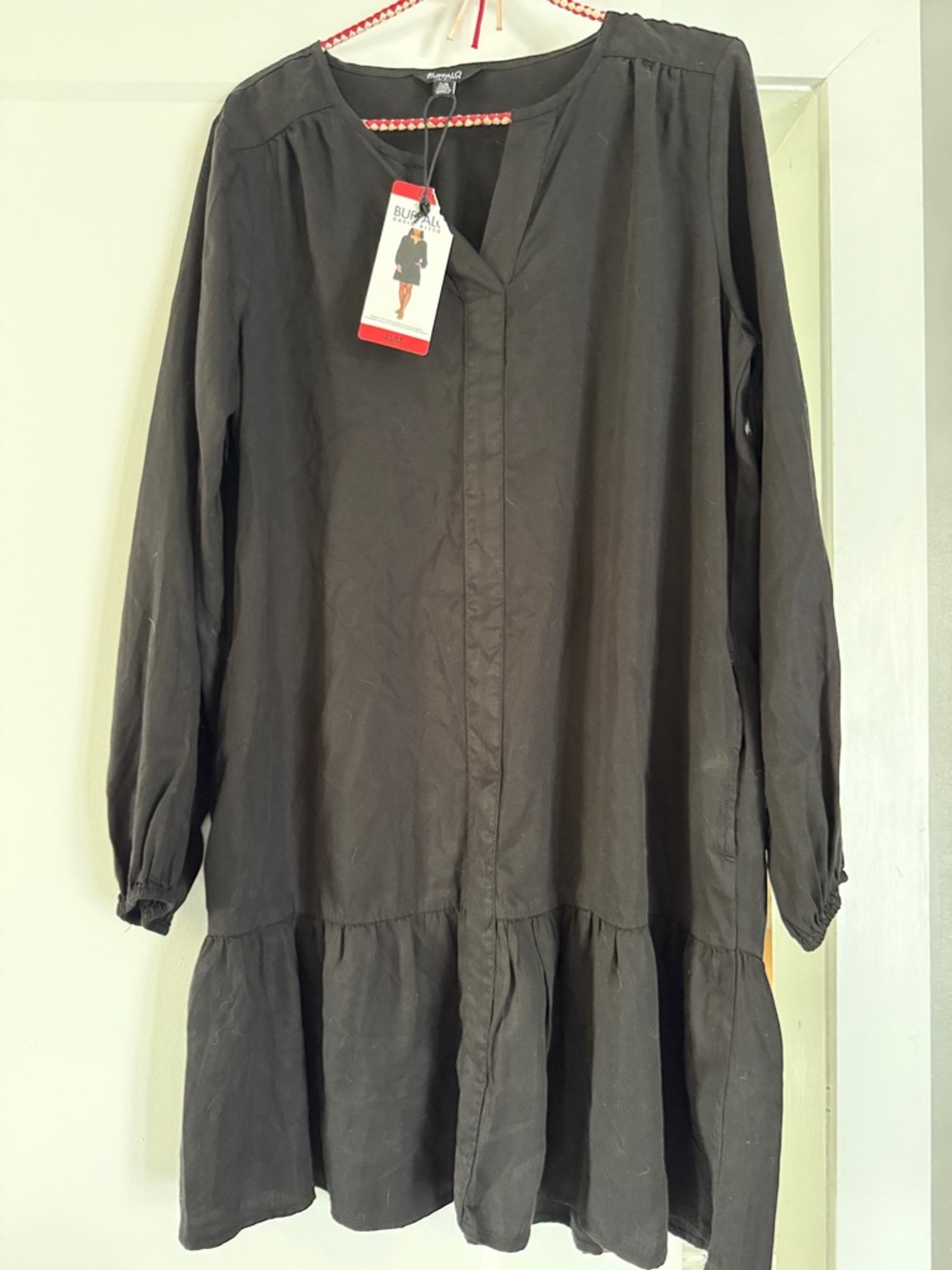 Buffalo David Bitton Black Long Sleeve Ruffle